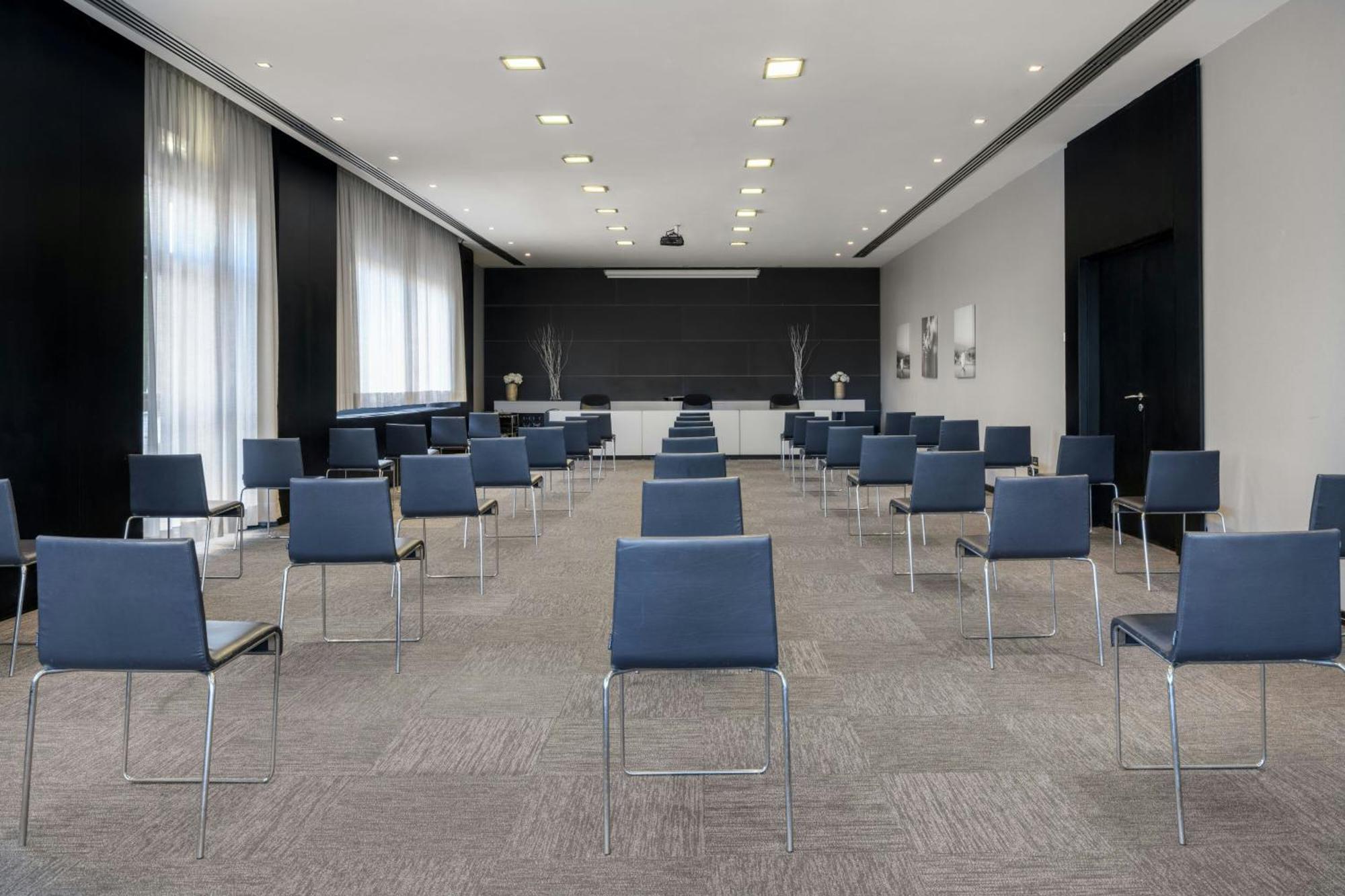 Ac Hotel By Marriott Pisa Esterno foto